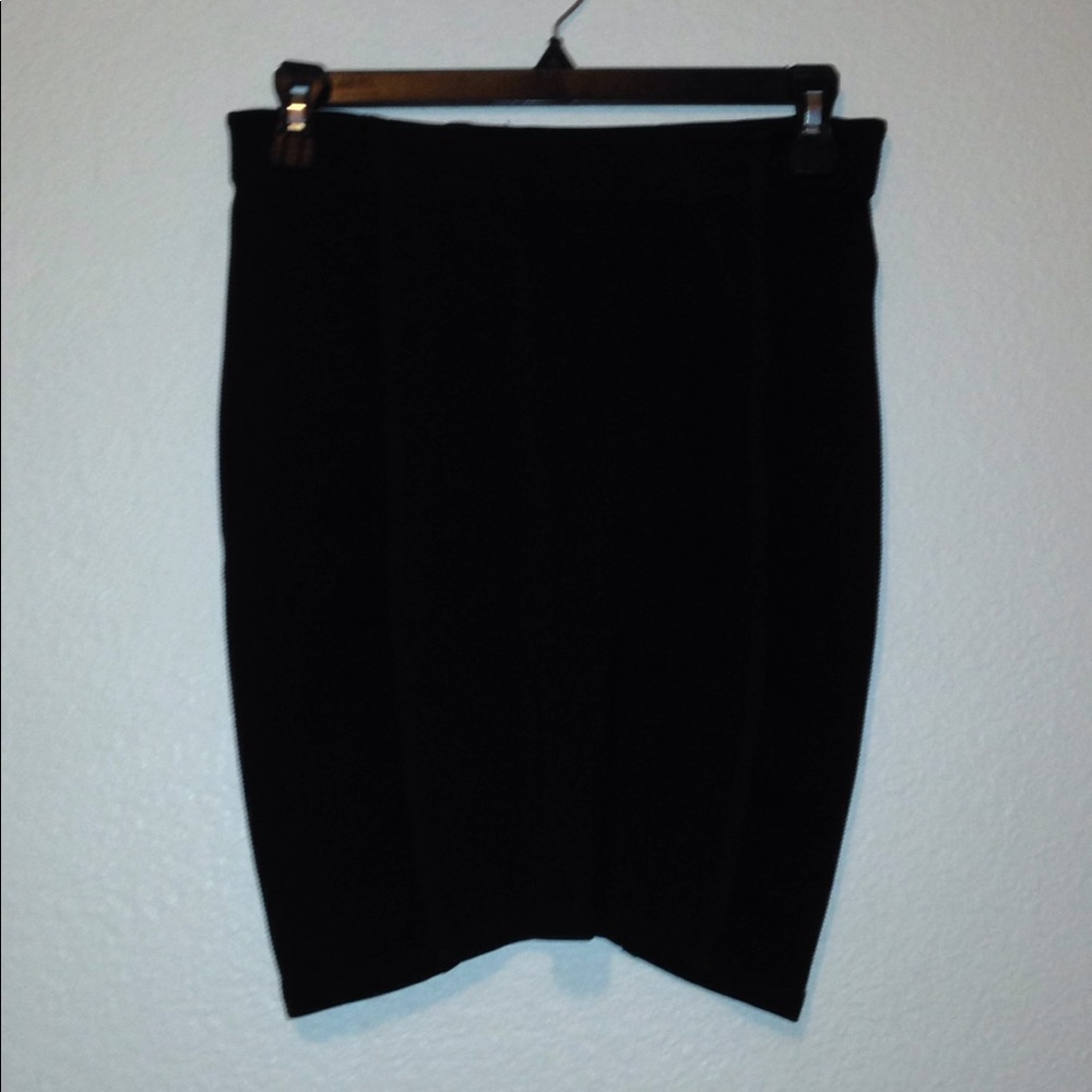 Pencil skirt🔥